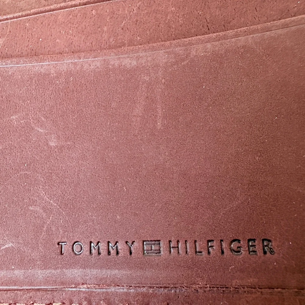 Tommy Hilfiger Bifold Wallet NS Brown Leather RFID Protection Boxed